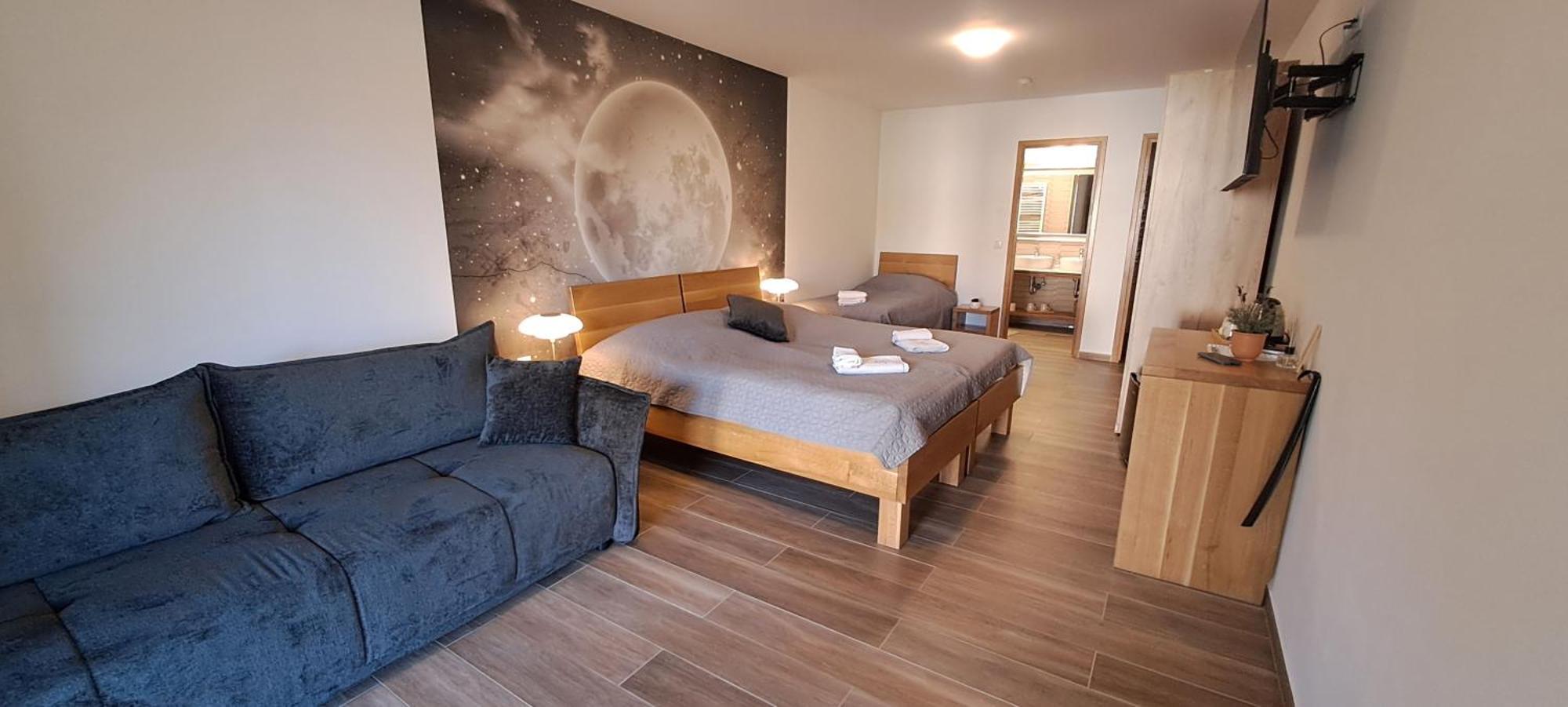 Somogy Kertje Ueduelofalu Es Etterem Bonnya Exterior foto
